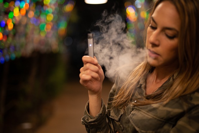 elektronická cigareta